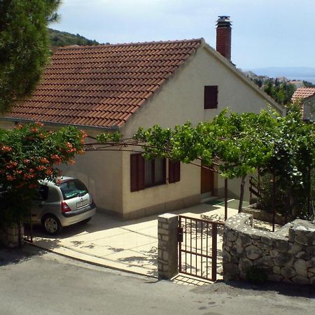 Apartments With A Parking Space Mavarstica, Ciovo - 12435 Trogir Bagian luar foto
