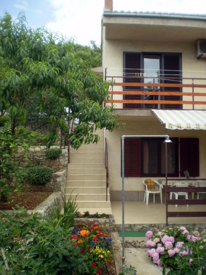 Apartments With A Parking Space Mavarstica, Ciovo - 12435 Trogir Bagian luar foto