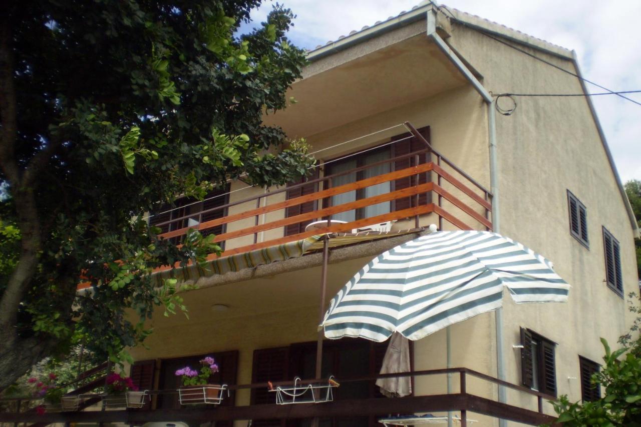 Apartments With A Parking Space Mavarstica, Ciovo - 12435 Trogir Bagian luar foto